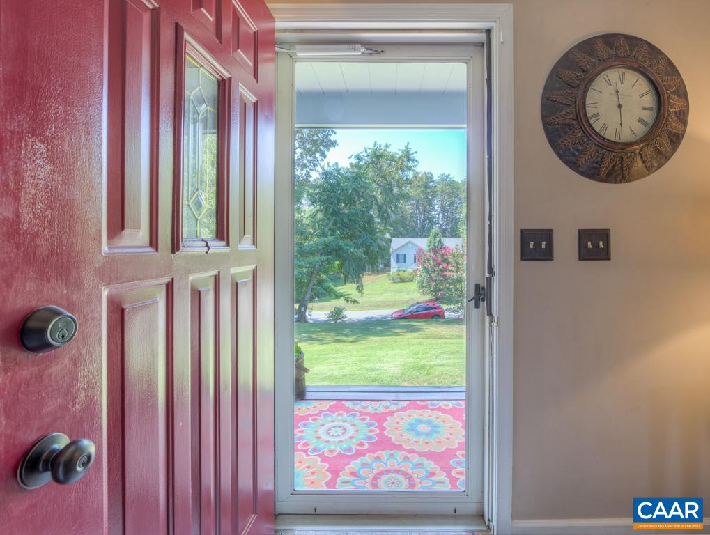 235 Spring Oaks Lane Ruckersville, VA 22968 - Photo 7 of 44 a view of a interior of the house