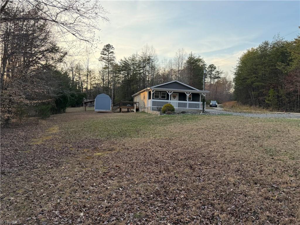 1202 Farm Road Pilot Mountain, NC 27041 - Photo 5 of 49