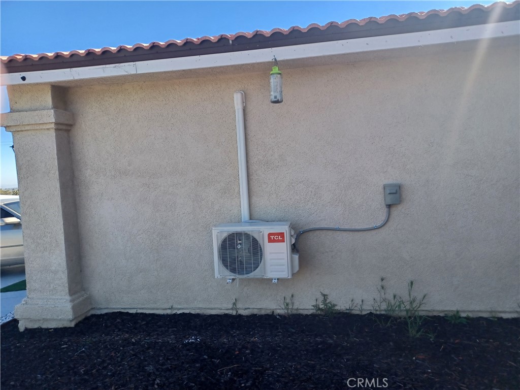 445 Solano Road Pinon Hills, CA 92372 - Photo 16 of 17