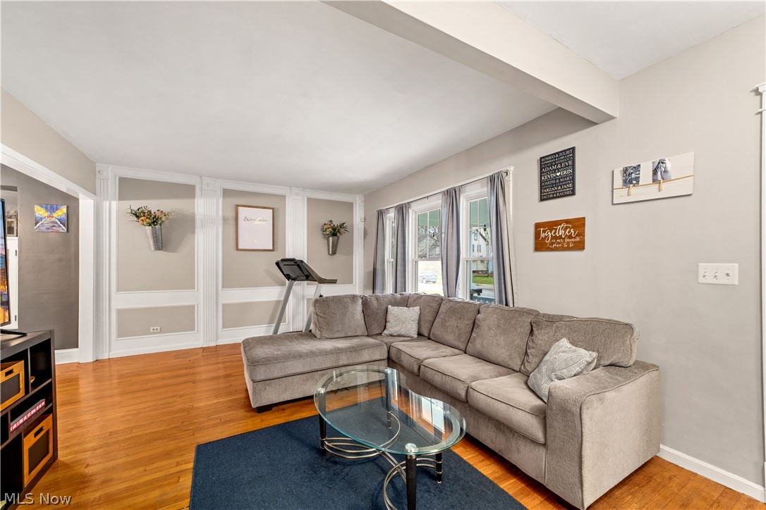 3241 Ormond Road Cleveland, OH 44118 - Photo 5 of 35 Gallery Image 5