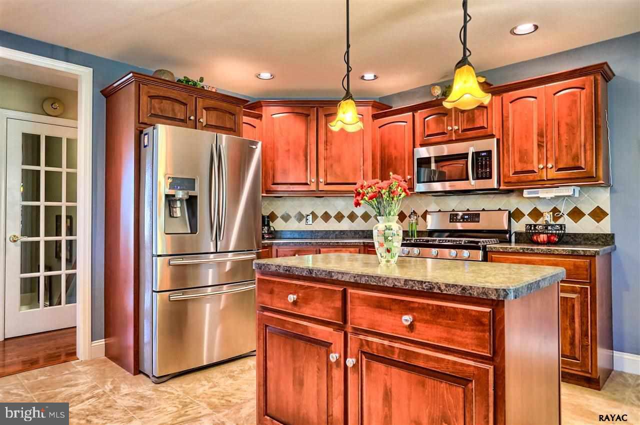 640 Campbell Road York, PA 17402 - Photo 13 of 36 Gallery Image 13