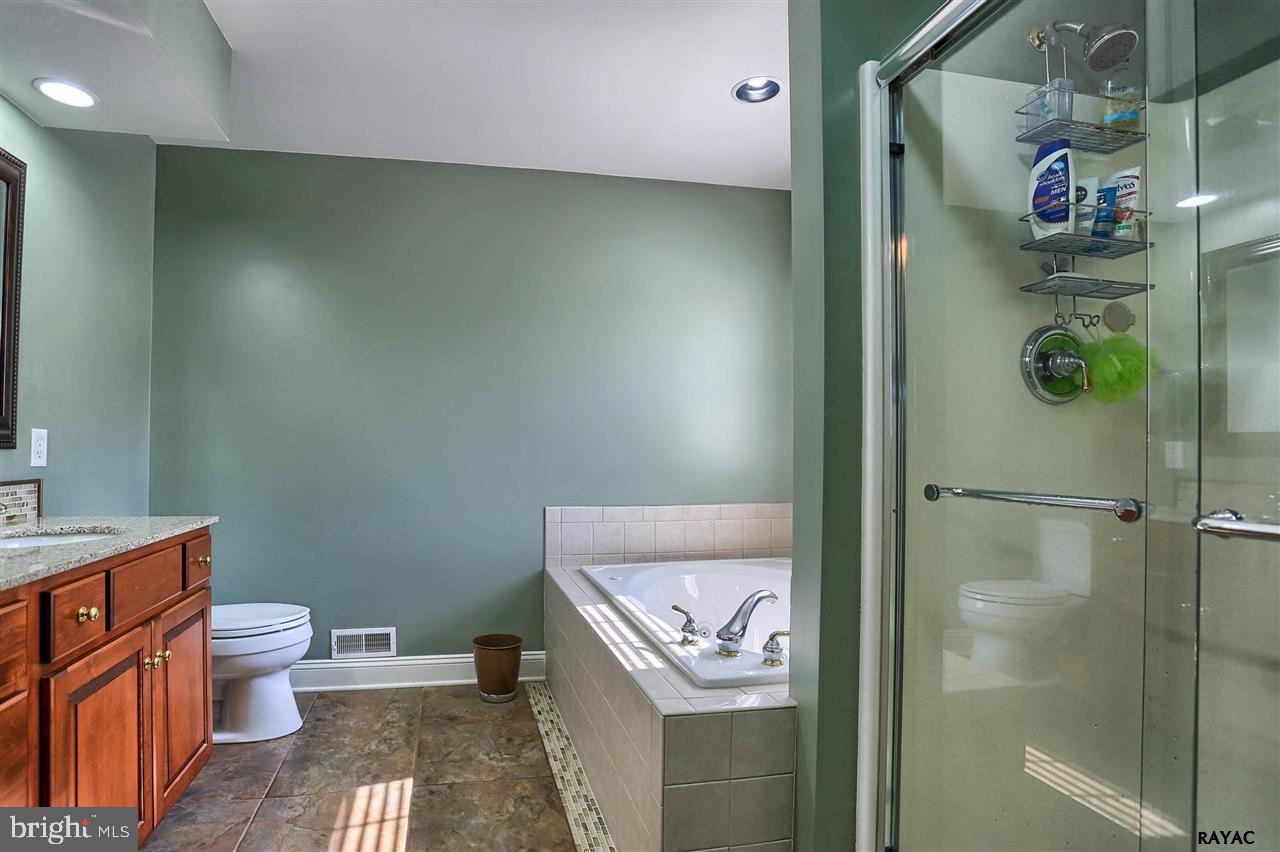 640 Campbell Road York, PA 17402 - Photo 20 of 36 Gallery Image 20