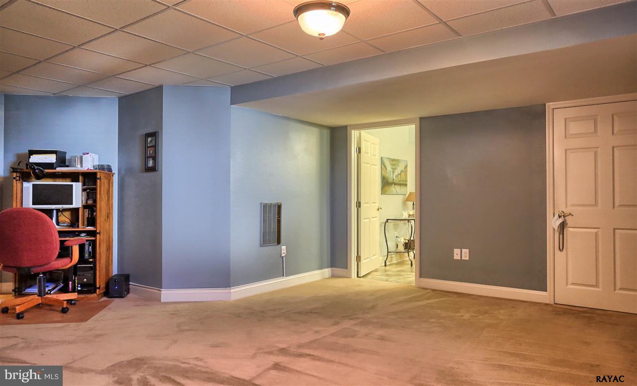 640 Campbell Road York, PA 17402 - Photo 30 of 36 Gallery Image 30