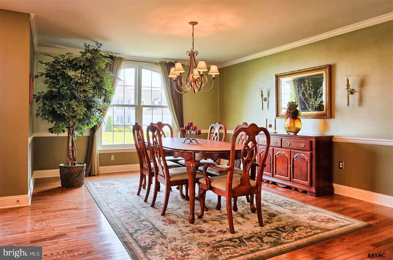 640 Campbell Road York, PA 17402 - Photo 4 of 36 Gallery Image 4