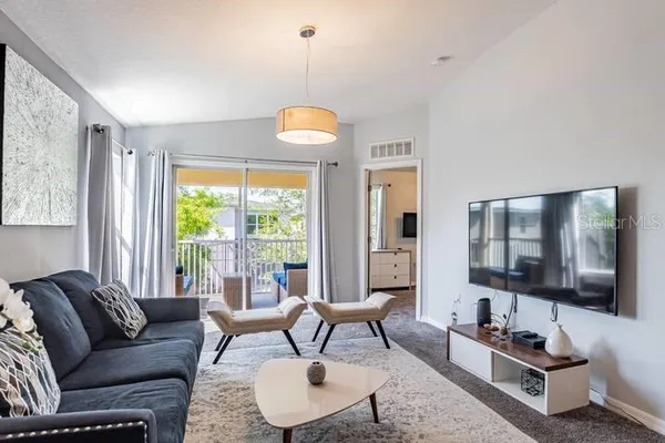 $2,000 | 2788 Club Cortile Circle, Unit B, Kissimmee, FL 34746