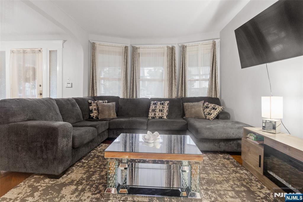 206 Mortimer Avenue Rutherford, NJ 07070 - Photo 29 of 41 Gallery Image 29