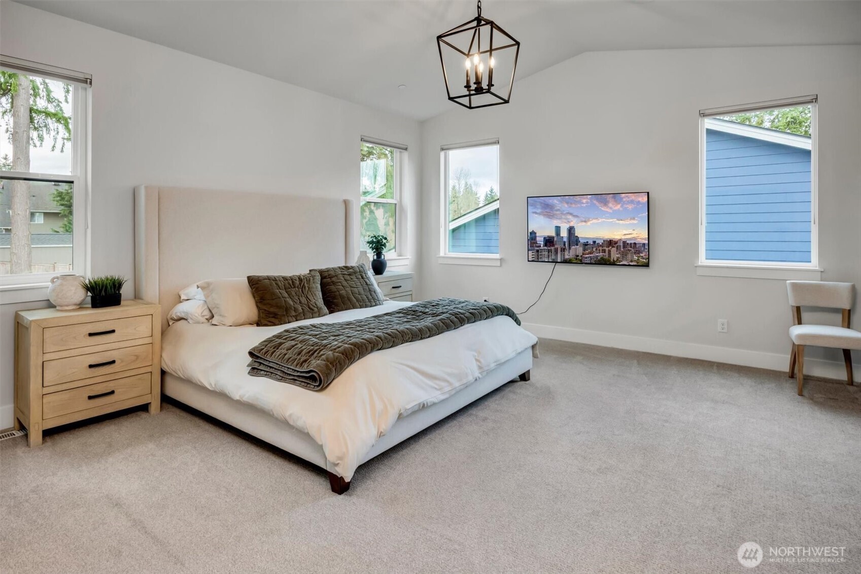 12143 Northeast 170th Place Bothell, WA 98011 - Photo 21 of 40