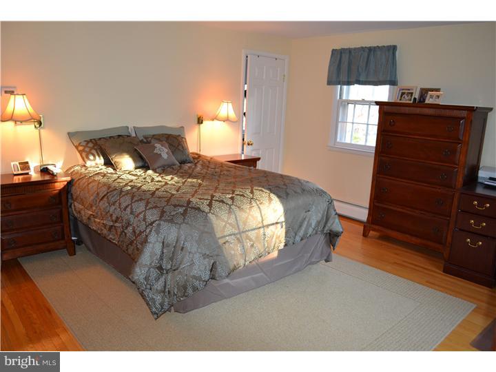 645 Walker Road Wayne, PA 19087 - Photo 13 of 17 Bedroom - Main