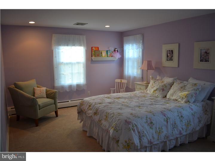645 Walker Road Wayne, PA 19087 - Photo 14 of 17 Bedroom 2