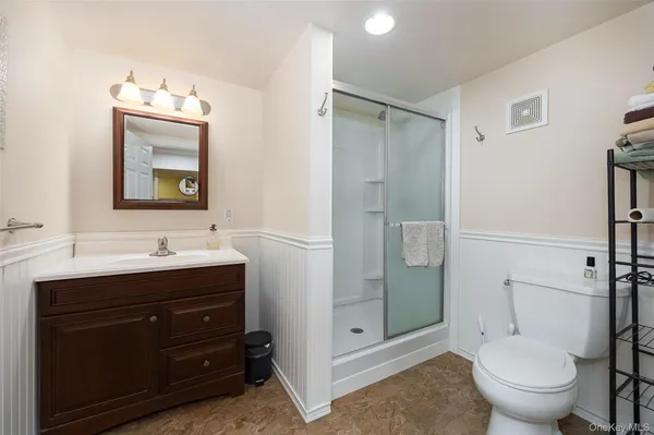 $849,000 | 21 Lounsbury Drive, Baldwin Place, NY 10505