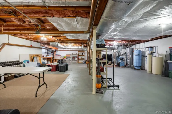 $849,000 | 21 Lounsbury Drive, Baldwin Place, NY 10505