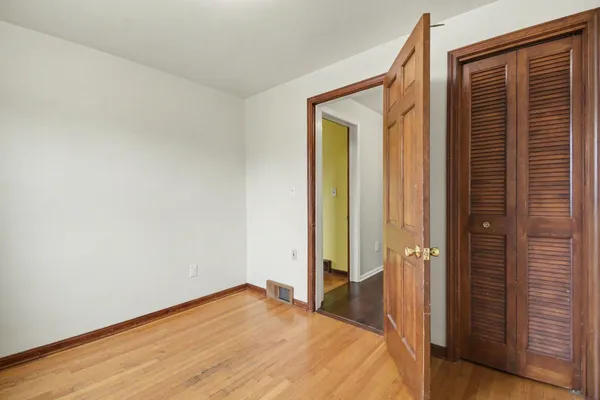 $287,000 | 3835 Burlingame Avenue Southwest, Wyoming, MI 49509