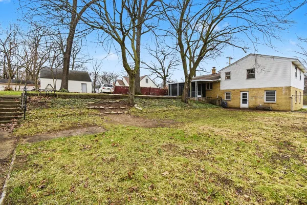 $287,000 | 3835 Burlingame Avenue Southwest, Wyoming, MI 49509
