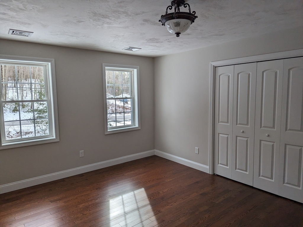 158 South Pond Road East Brookfield, MA 01515 - Photo 16 of 30 Gallery Image 16