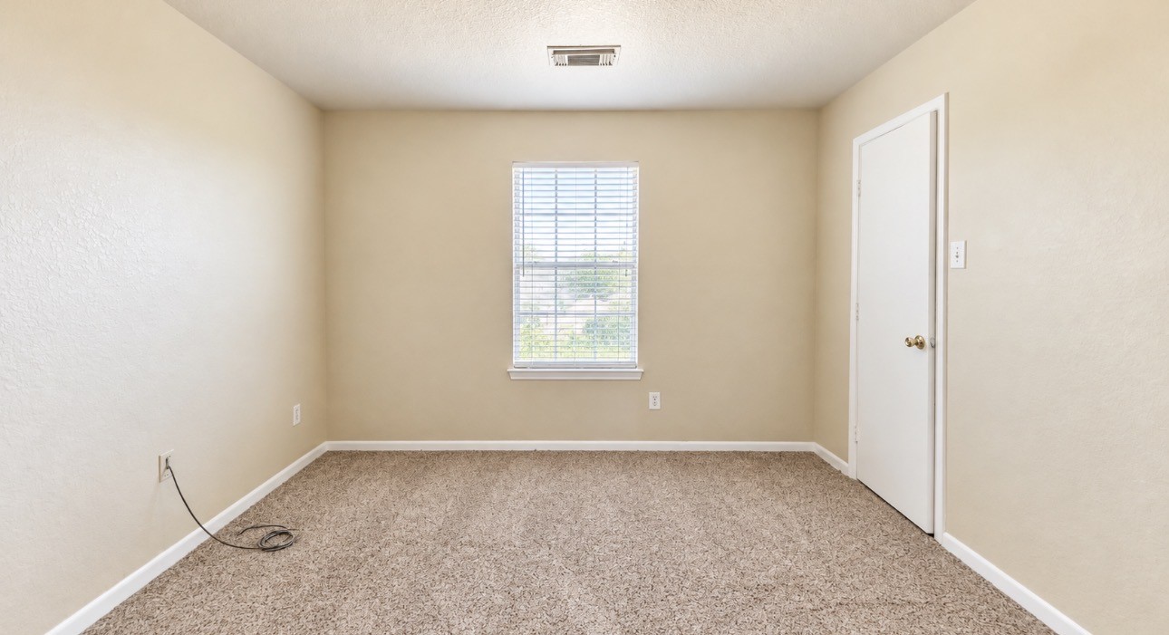 11415 Almeda Genoa Road Houston, TX 77034 - Photo 28 of 32 Gallery Image 28