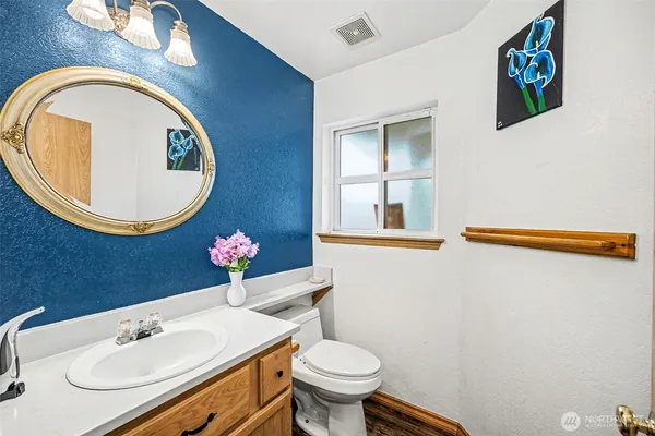 $470,000 | 5520 Cricket Lane Southeast, Lacey, WA 98503