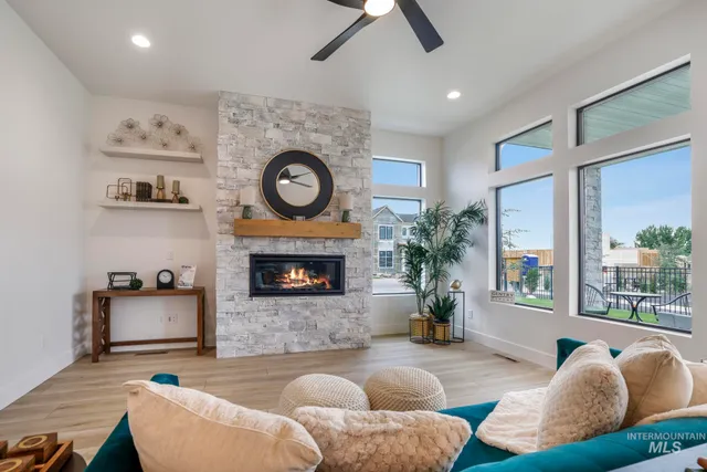 $650,000 | 525 Canyon Crest Drive, Twin Falls, ID 83301