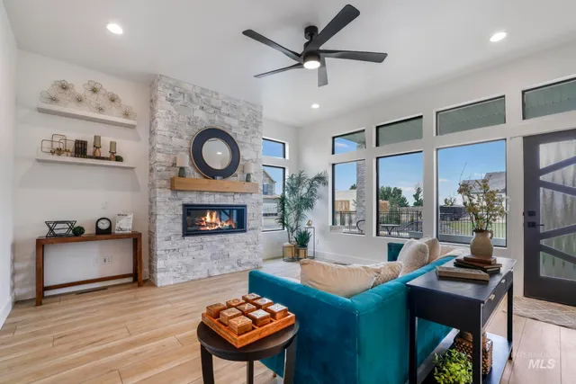 $650,000 | 525 Canyon Crest Drive, Twin Falls, ID 83301