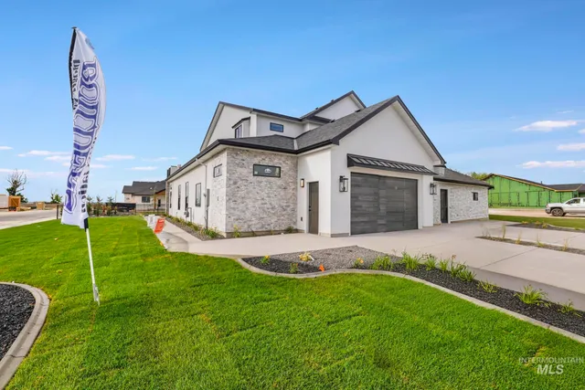 $650,000 | 525 Canyon Crest Drive, Twin Falls, ID 83301