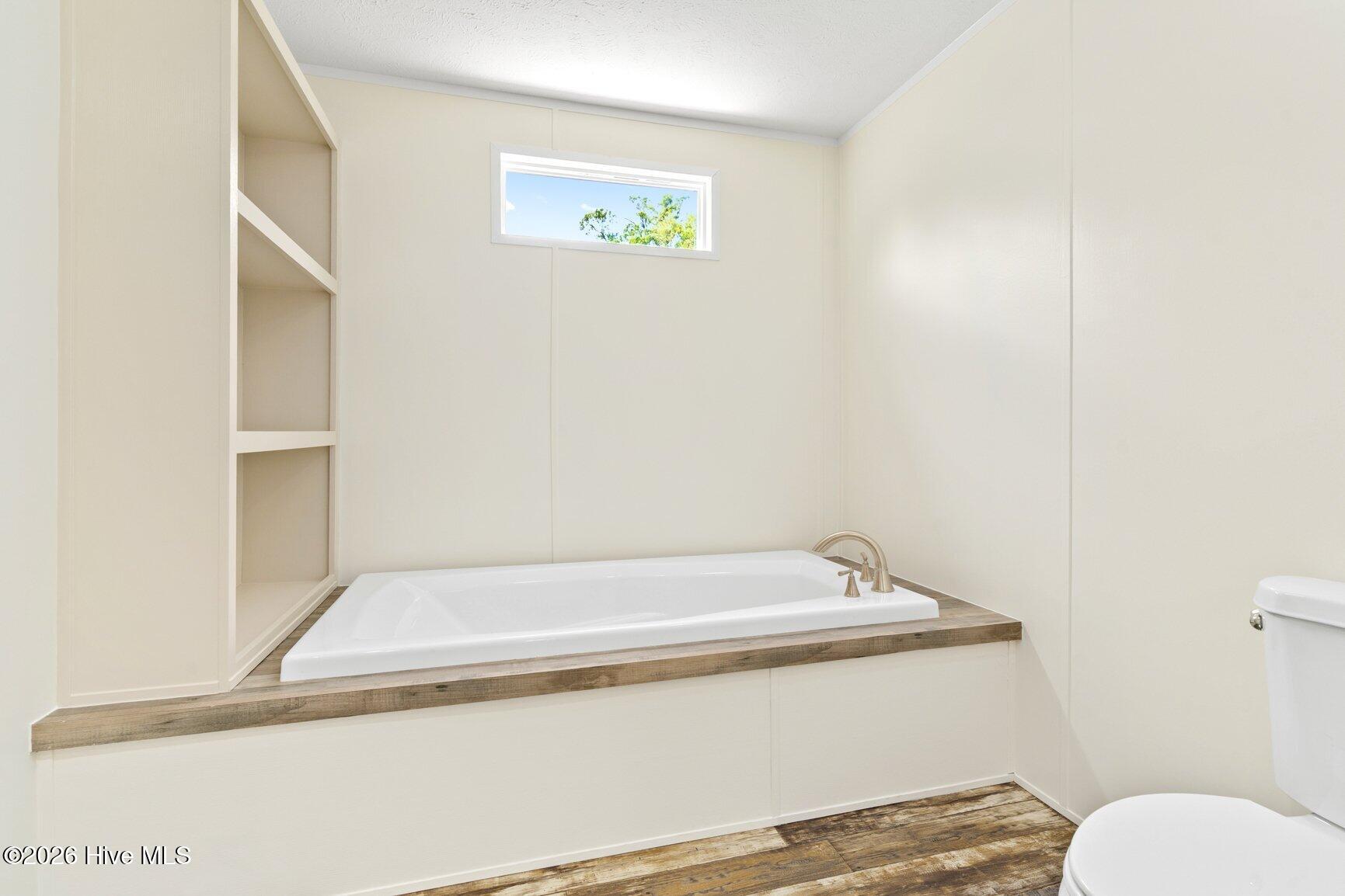 486 Cutchin Farm Road Tarboro, NC 27886 - Photo 29 of 31 Large Soaker Tub...