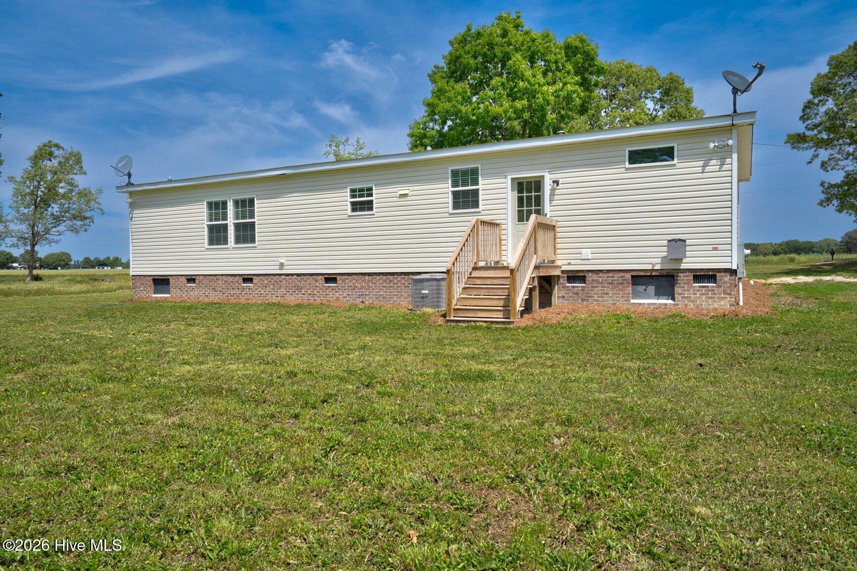 486 Cutchin Farm Road Tarboro, NC 27886 - Photo 6 of 31 Rear View