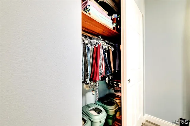 $159,900 | 10123 Sakura Drive, Unit A, St. Louis, MO 63128