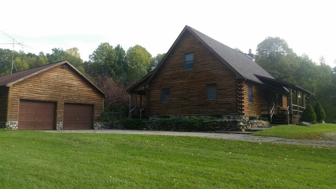 8760 West 48 Road Wellston, MI 49689 - Photo 3 of 9