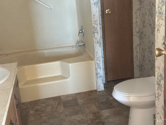 $350,000 | 510 Ontario Heights Road, Ontario, OR 97914