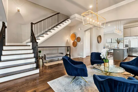 $1,050,000 | 306 West Saulnier Street, Houston, TX 77019