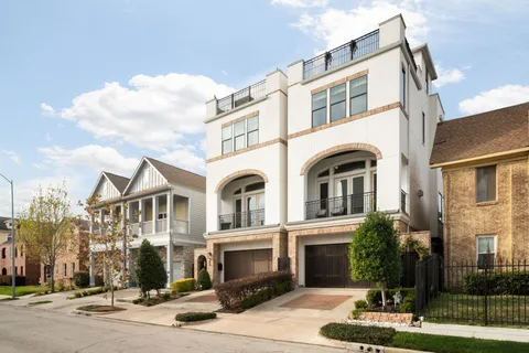 $1,050,000 | 306 West Saulnier Street, Houston, TX 77019