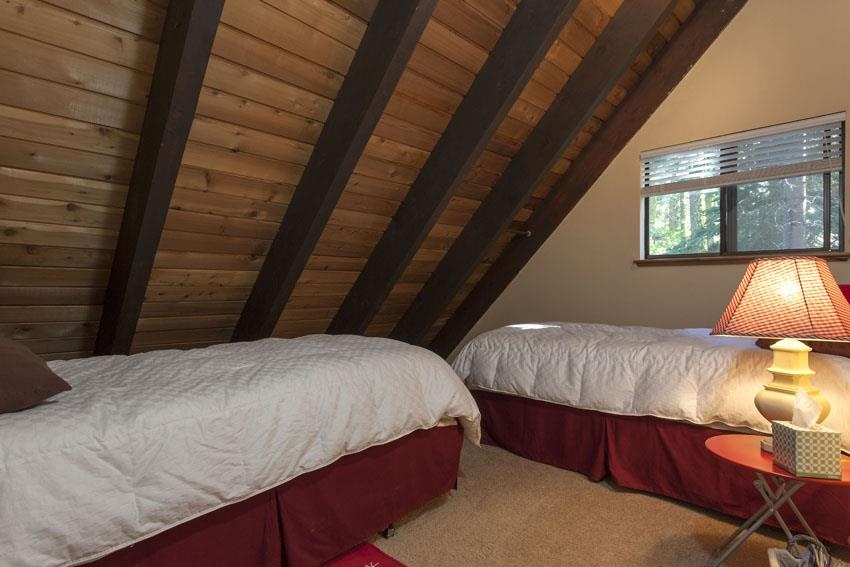 14615 Red Mountain Road Truckee, CA 96161 - Photo 11 of 14 Gallery Image 11