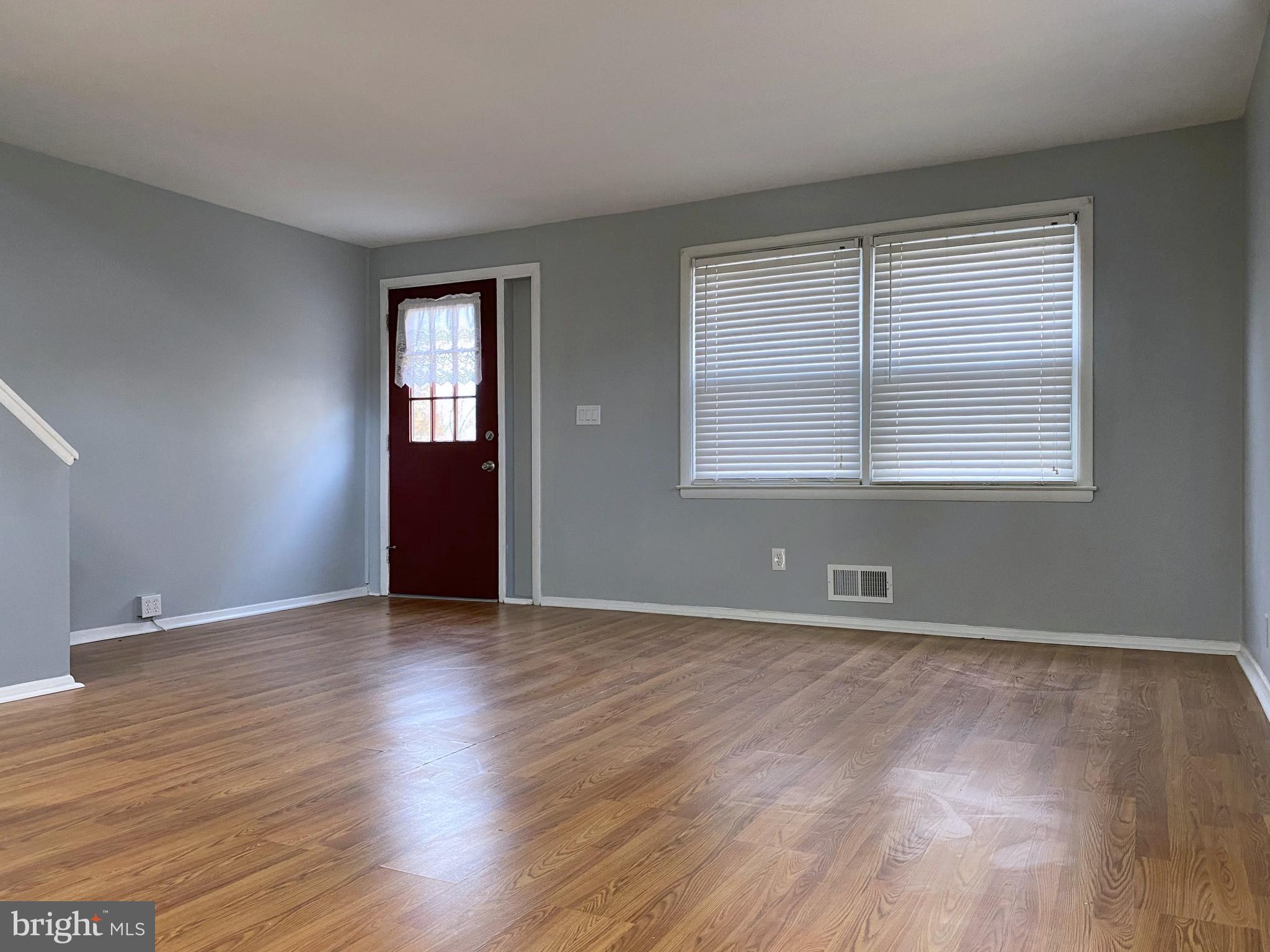 208 Cove Road Baltimore, MD 21221 - Photo 18 of 48