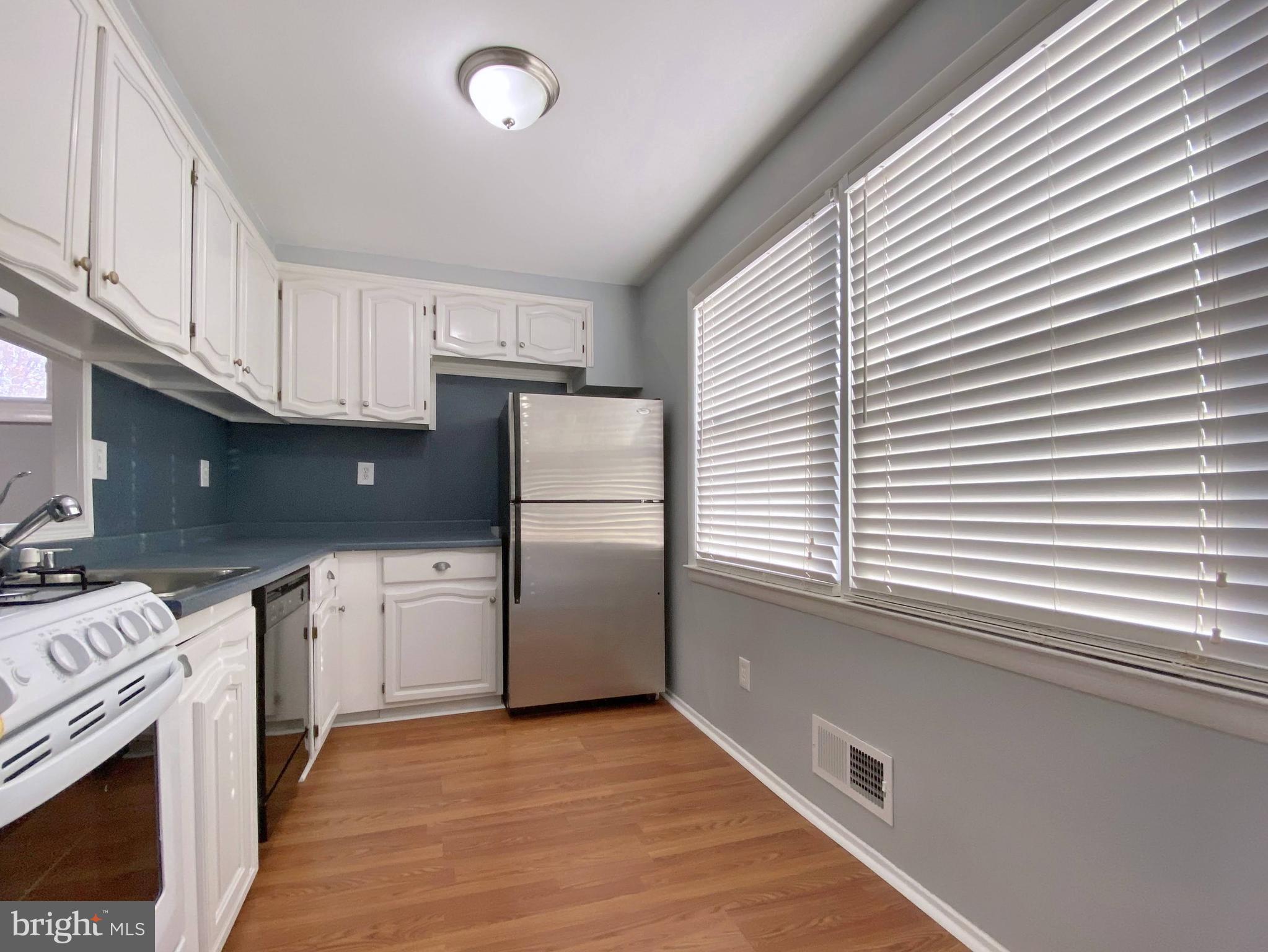 208 Cove Road Baltimore, MD 21221 - Photo 27 of 48