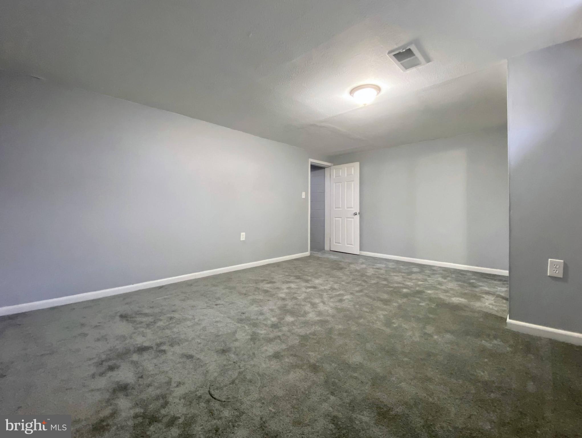 208 Cove Road Baltimore, MD 21221 - Photo 29 of 48