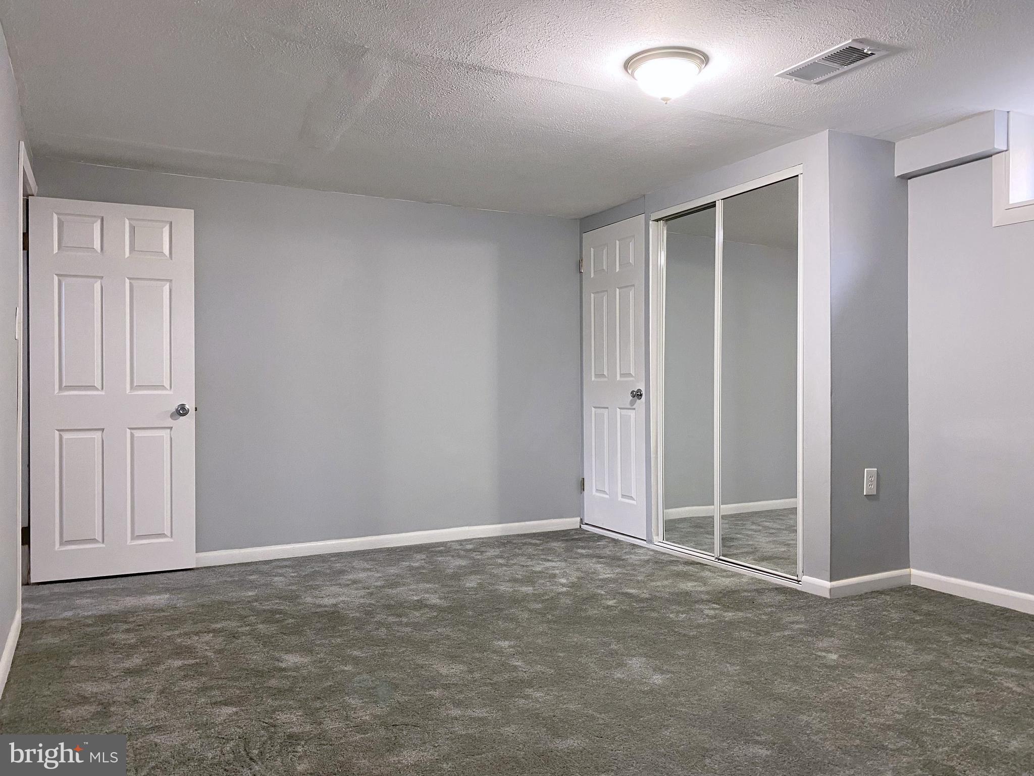 208 Cove Road Baltimore, MD 21221 - Photo 31 of 48