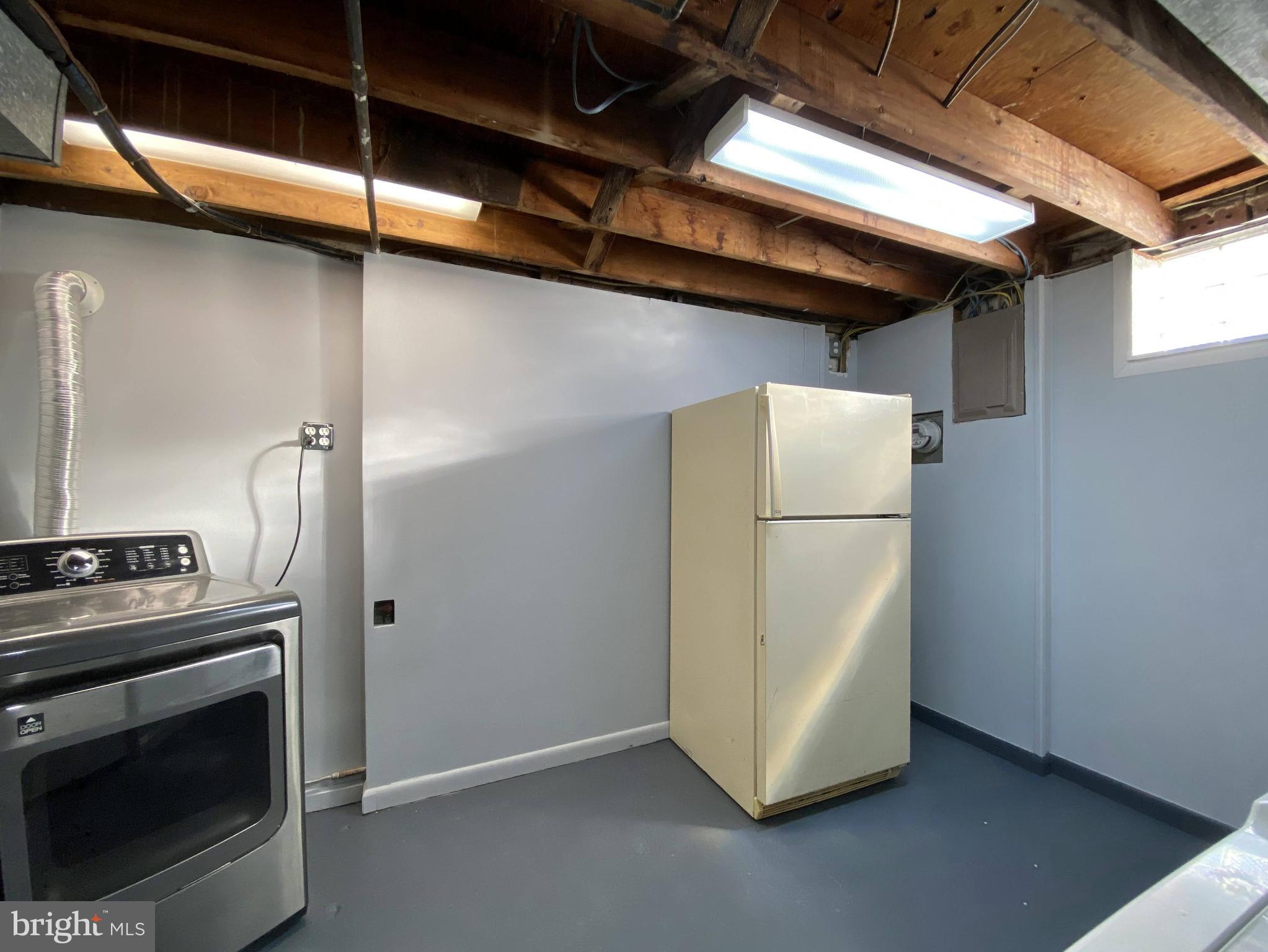 208 Cove Road Baltimore, MD 21221 - Photo 35 of 48