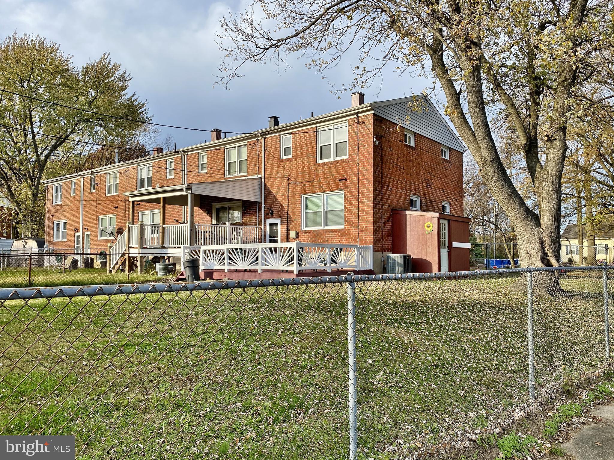 208 Cove Road Baltimore, MD 21221 - Photo 5 of 48