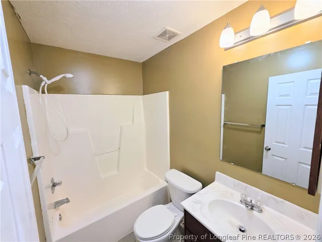 $2,000 | 1612 Middle Creek Circle, Fayetteville, NC 28314