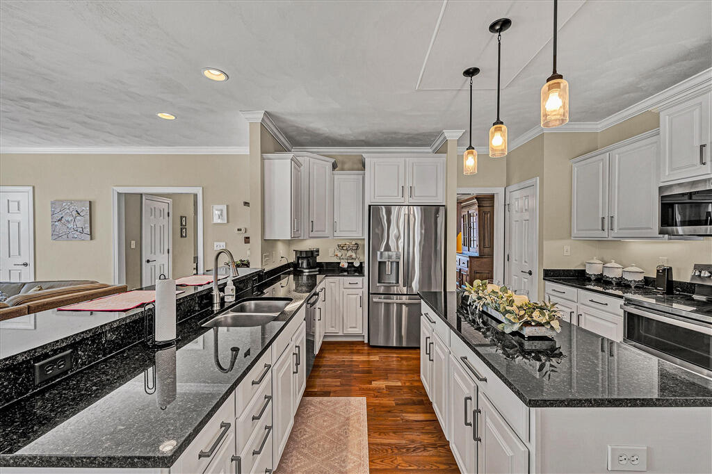 5244 Sundance Road Salem, VA 24153 - Photo 27 of 74 20112527-vm-09818_201125_S