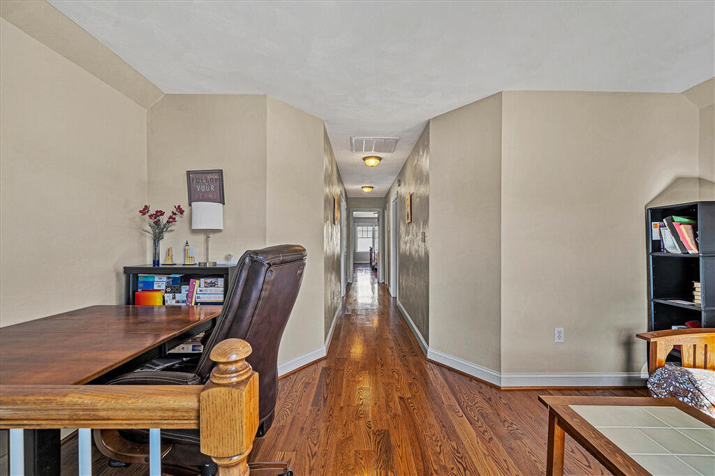 5244 Sundance Road Salem, VA 24153 - Photo 43 of 74 20114145-vm-09872_201141_S