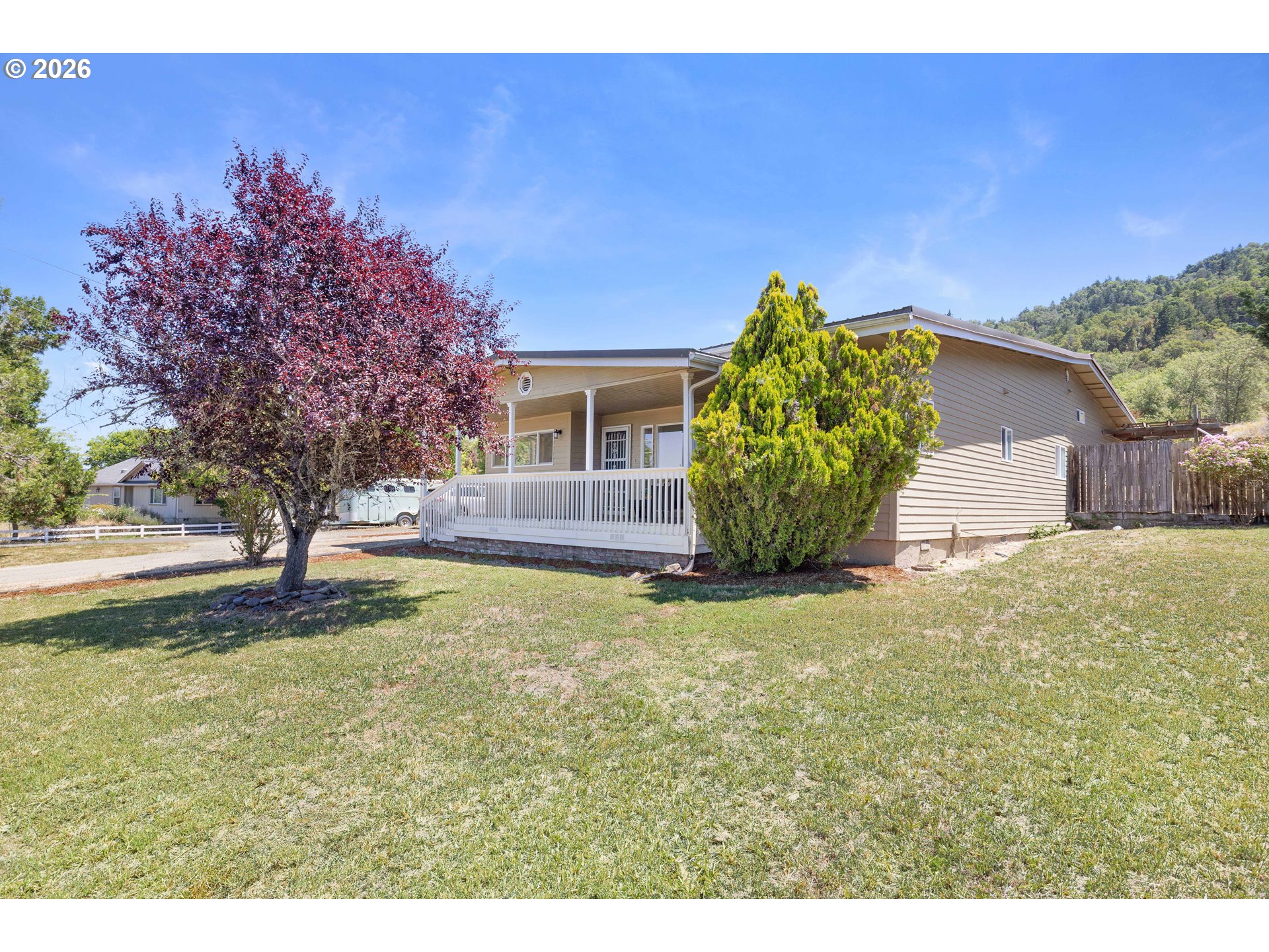 1402 Lookingglass Road Roseburg, OR 97471 - Photo 37 of 37