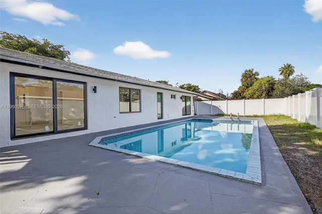 $5,500 | 20615 Northeast 9th Court, Miami, FL 33179