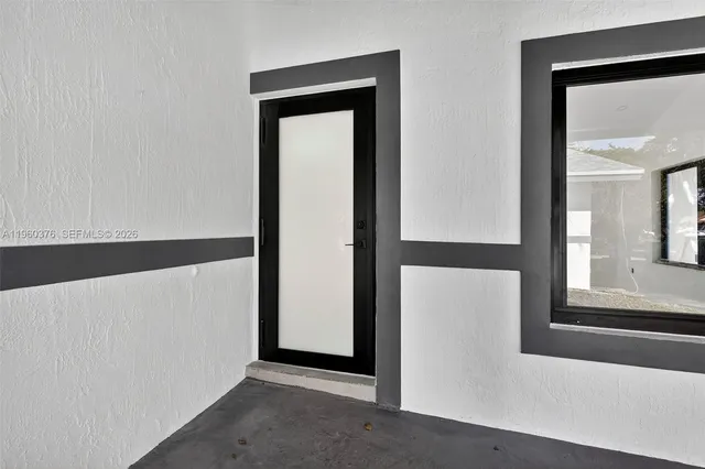 $5,500 | 20615 Northeast 9th Court, Miami, FL 33179