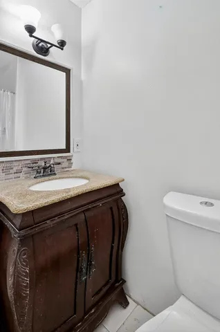 $5,500 | 20615 Northeast 9th Court, Miami, FL 33179