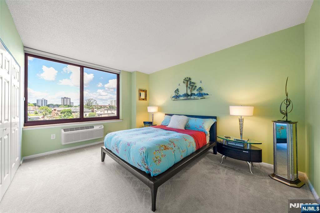 100 Old Palisade Road, Unit 1801 Fort Lee, NJ 07024 - Photo 14 of 24