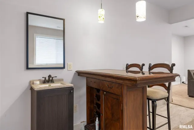 $749,000 | 201 Sand Trap Circle, Tipton, IA 52772