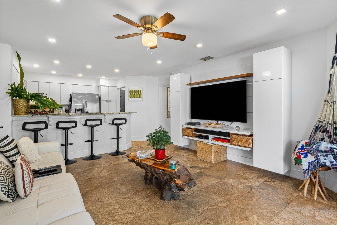 2093 Northwest 52nd Street, Unit 2093 Boca Raton, FL 33496 - Photo 9 of 30 017-2093Northwest52ndStreet-BocaRaton-FL