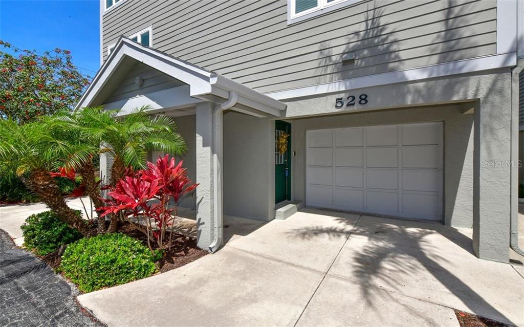 528 Forest Way Longboat Key, FL 34228 - Photo 1 of 1