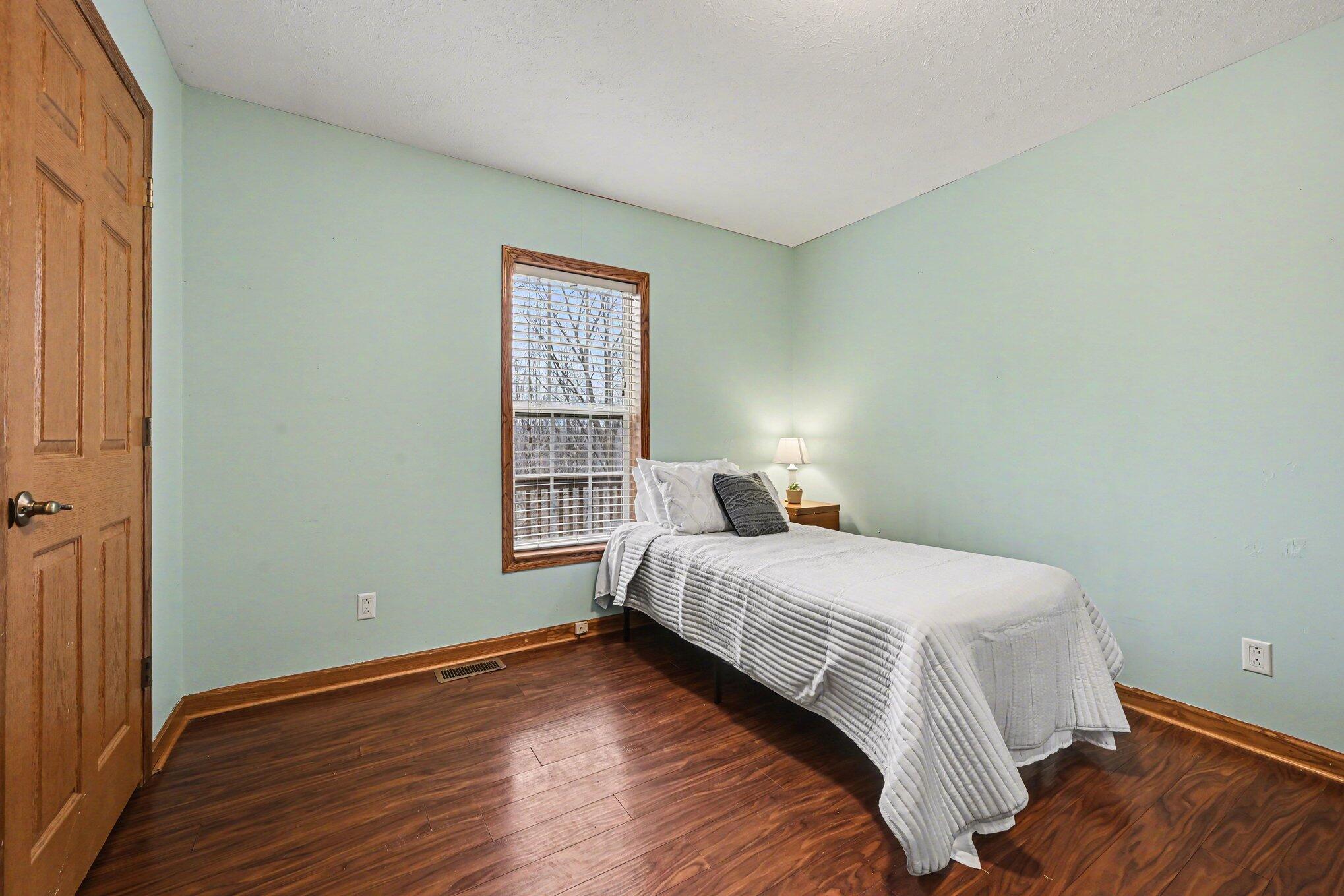 7776 Taylor Ridge Drive Delton, MI 49046 - Photo 14 of 26 017_file_3245