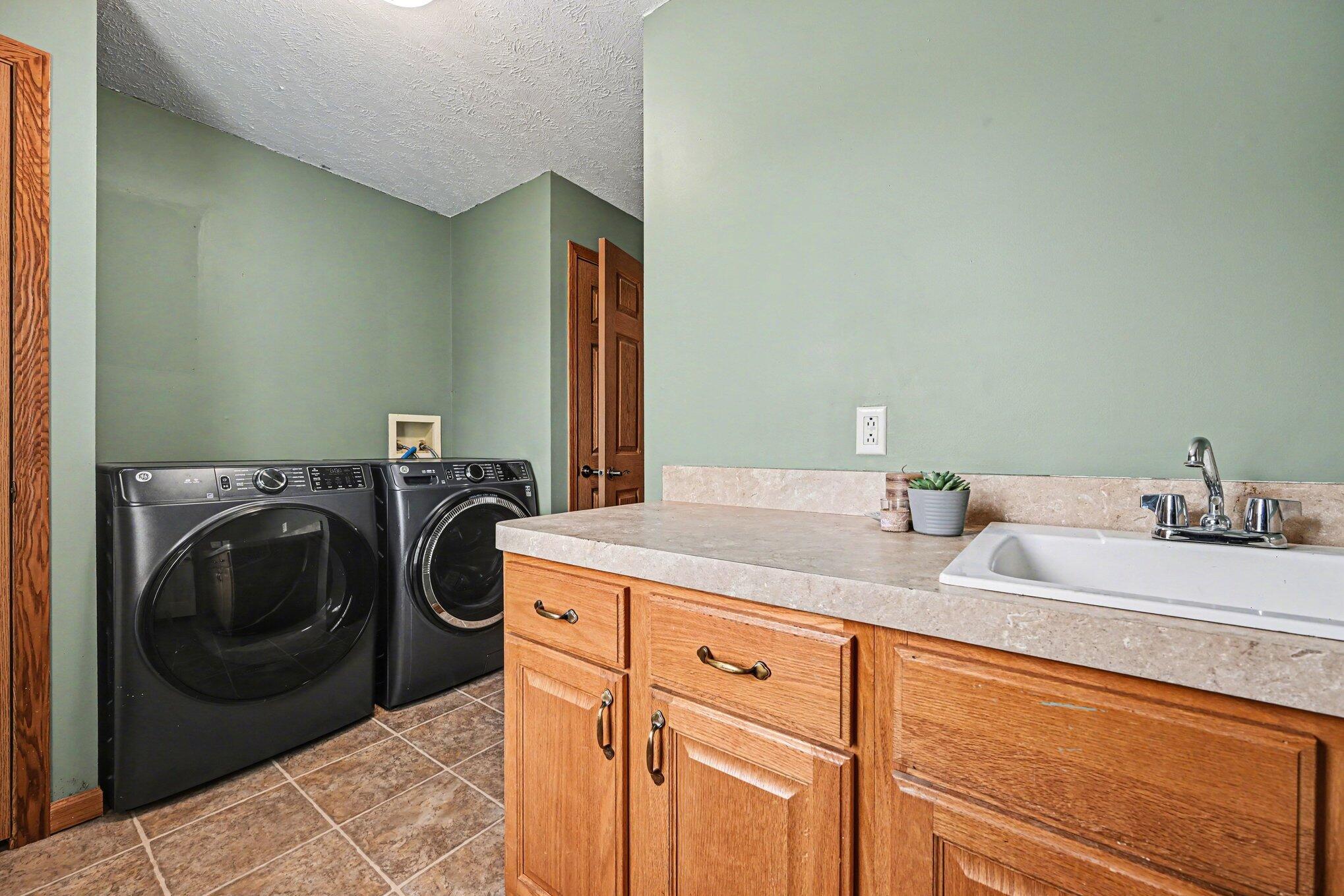 7776 Taylor Ridge Drive Delton, MI 49046 - Photo 18 of 26 021_file_5879